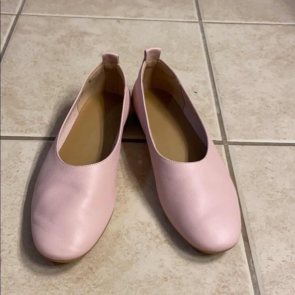 Everlane loafers in dusty pink.